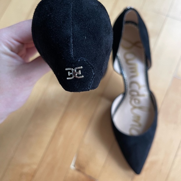 Sam Edelman Black Suede D’Orsay Pump - Picture 3 of 3